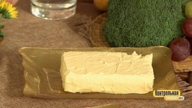 Масло сливочное жирностью 82,5%. Контрольная закупка. Выпуск от 14.12.2017